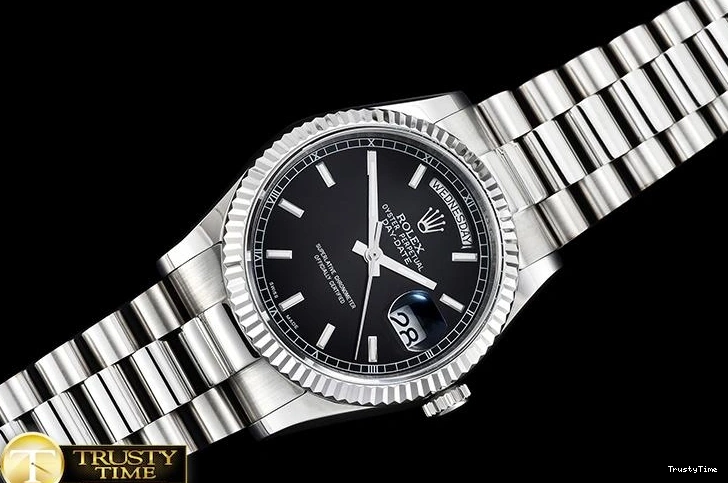 0713 RDD0215D – DayDate 36mm Chic 687